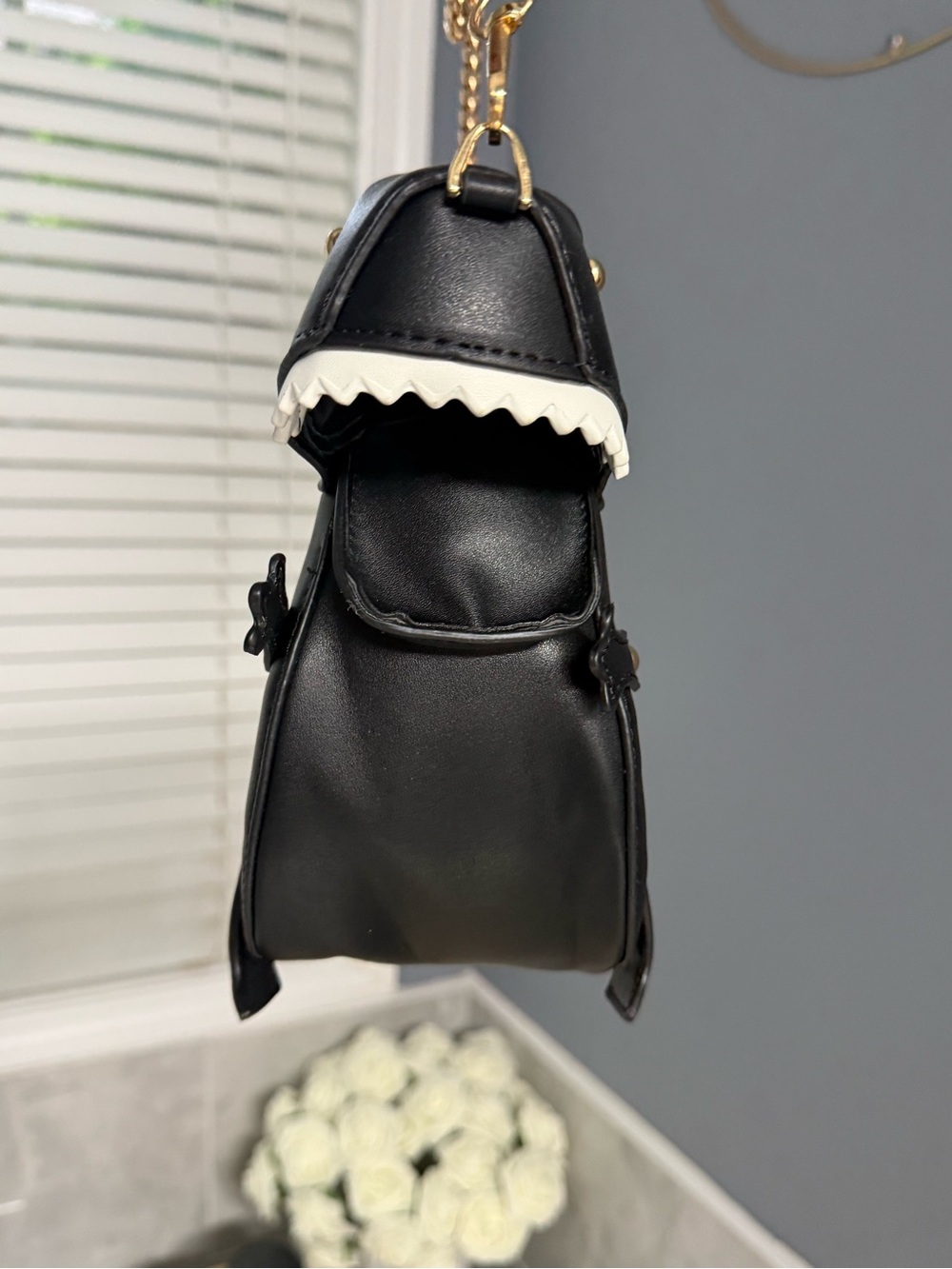 Novelty Dinosaur Crossbody Bag - Picture 7 of 9